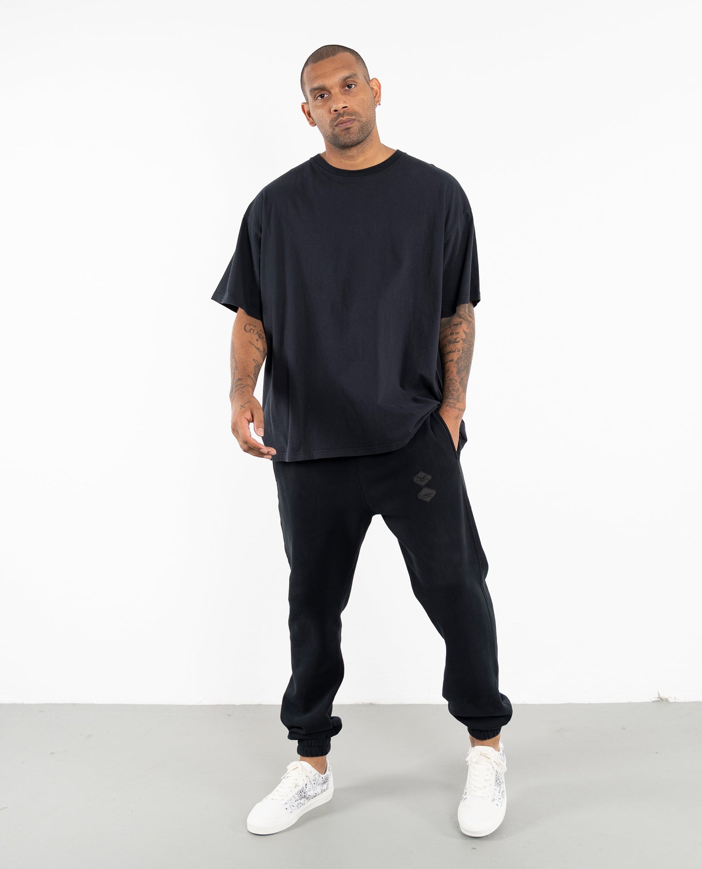 DNA BLACK SWEATPANTS