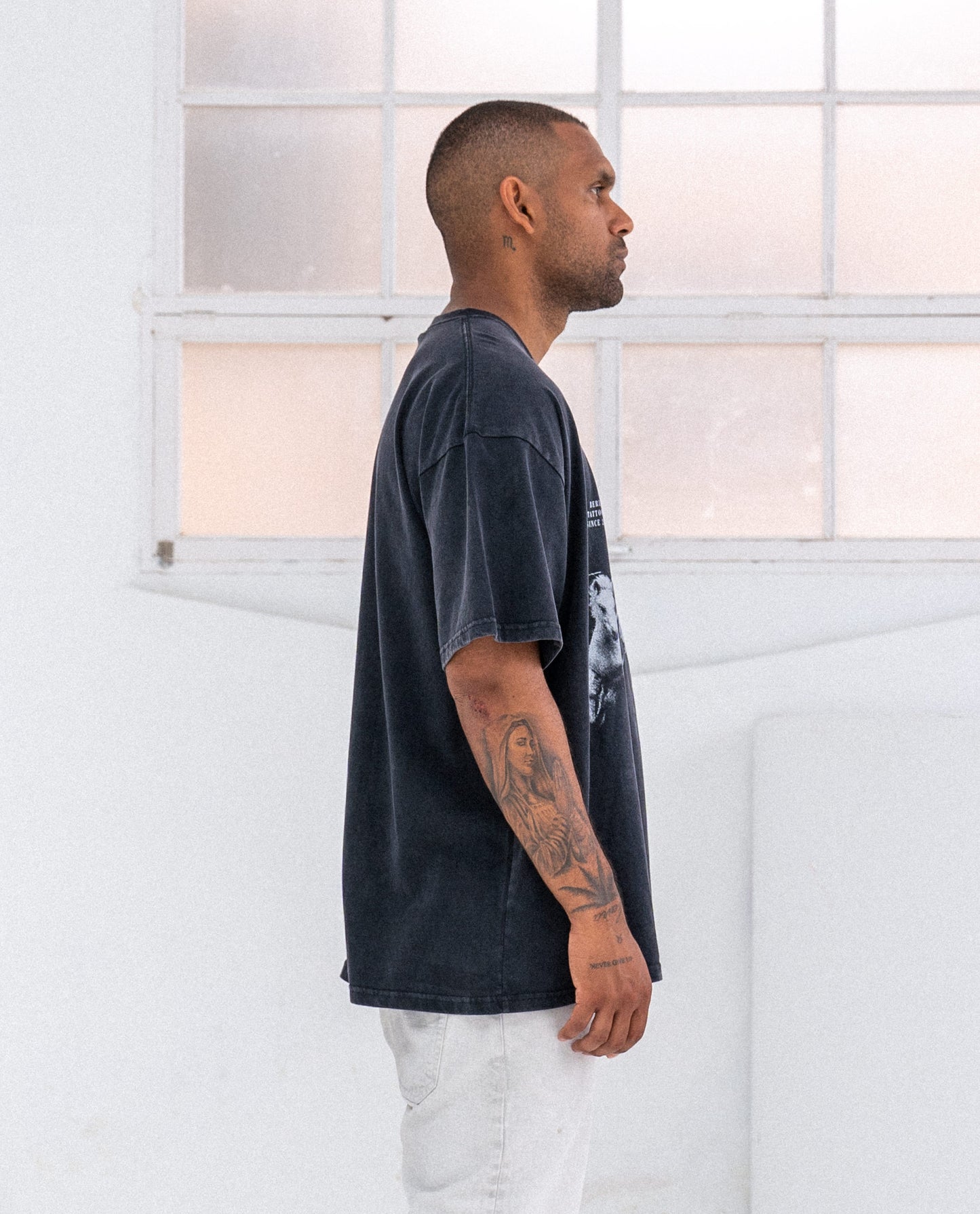 PHASE ZWEI CHASE TEE