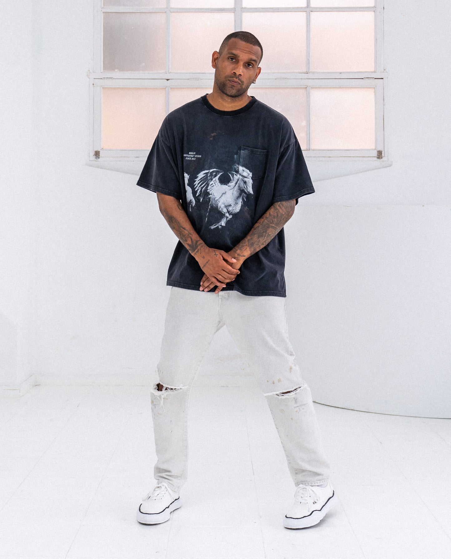 PHASE ZWEI CHASE TEE