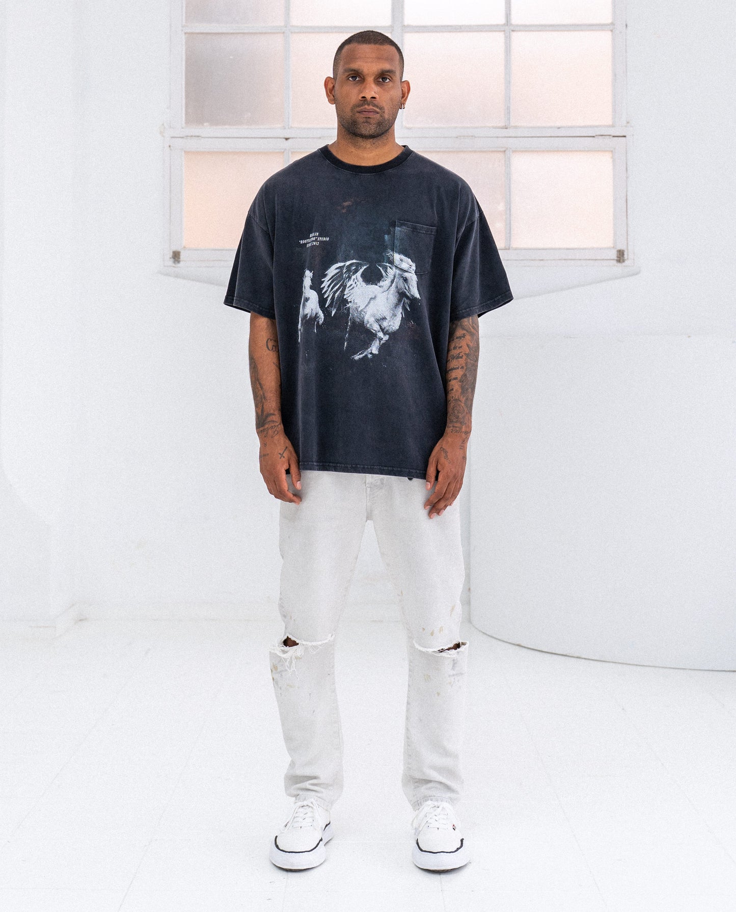 PHASE ZWEI CHASE TEE