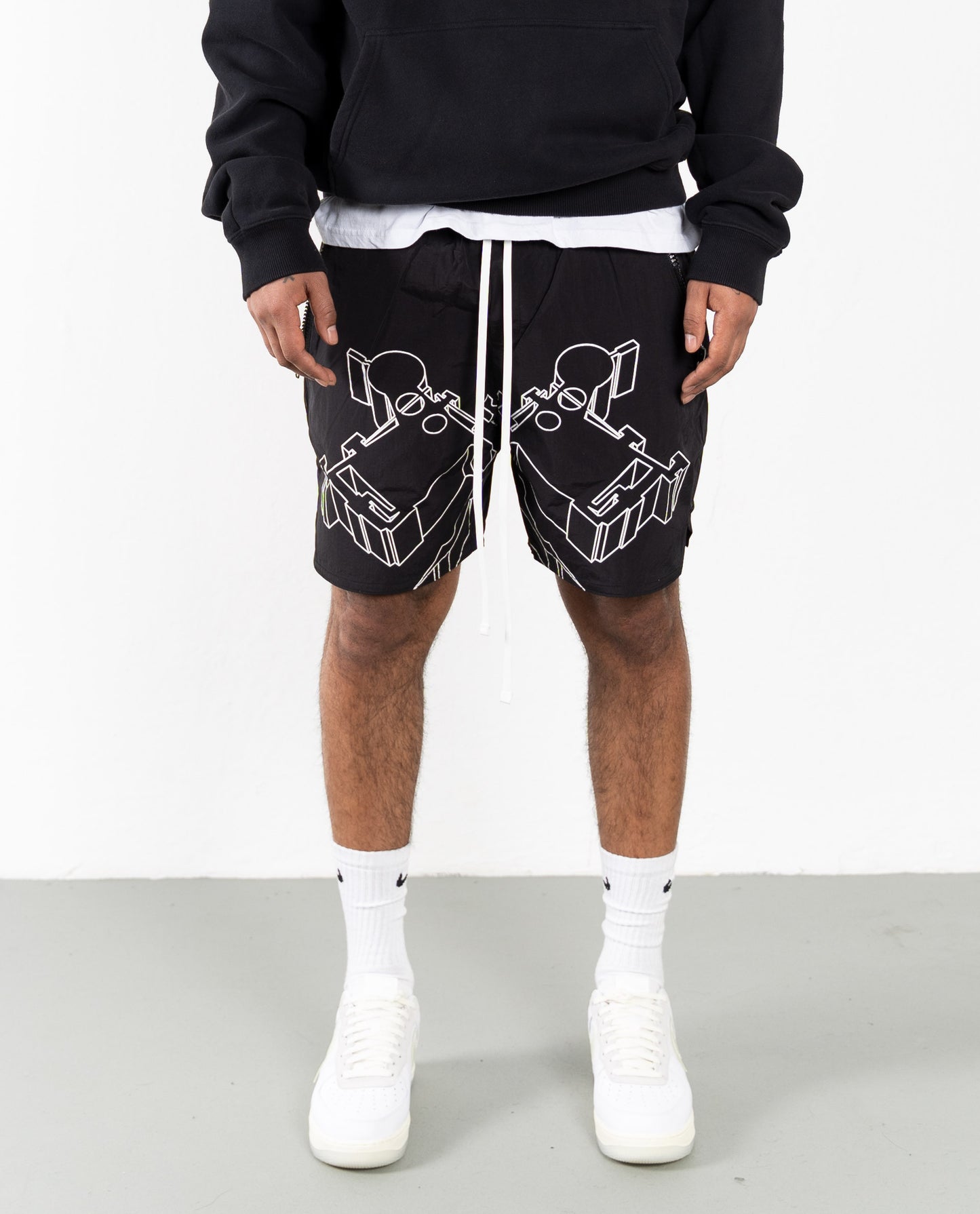 SUMMER DRP. SHORTS BLACK/WHITE