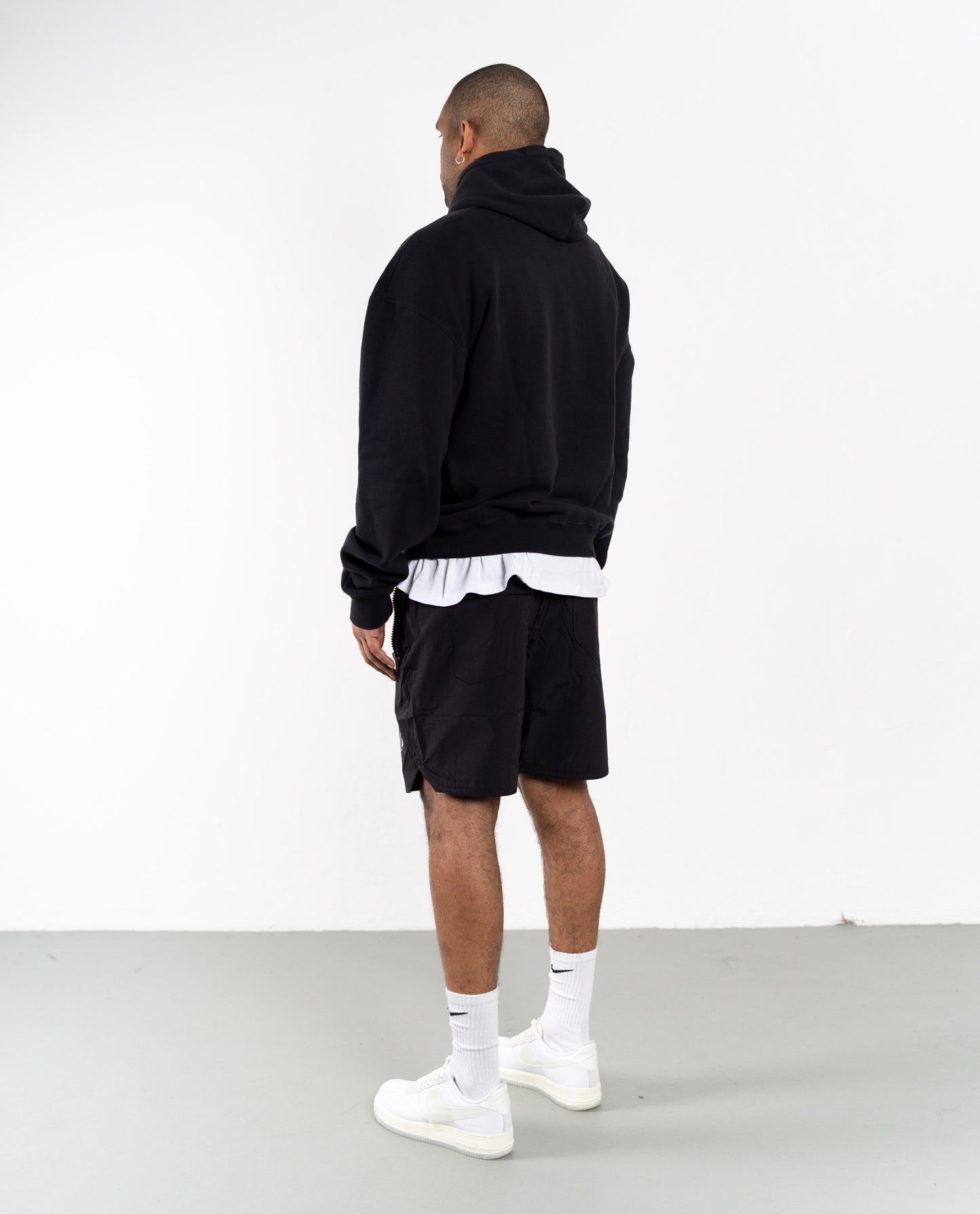 SUMMER DRP. SHORTS BLACK/WHITE